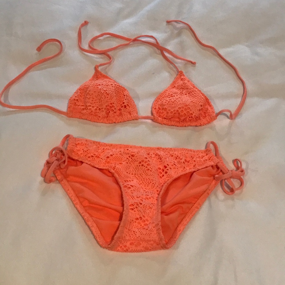 Mossimo crochet bikini